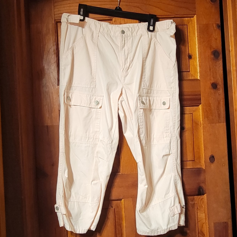 No Boundaries Sz15 pink capris,like new cargo pants